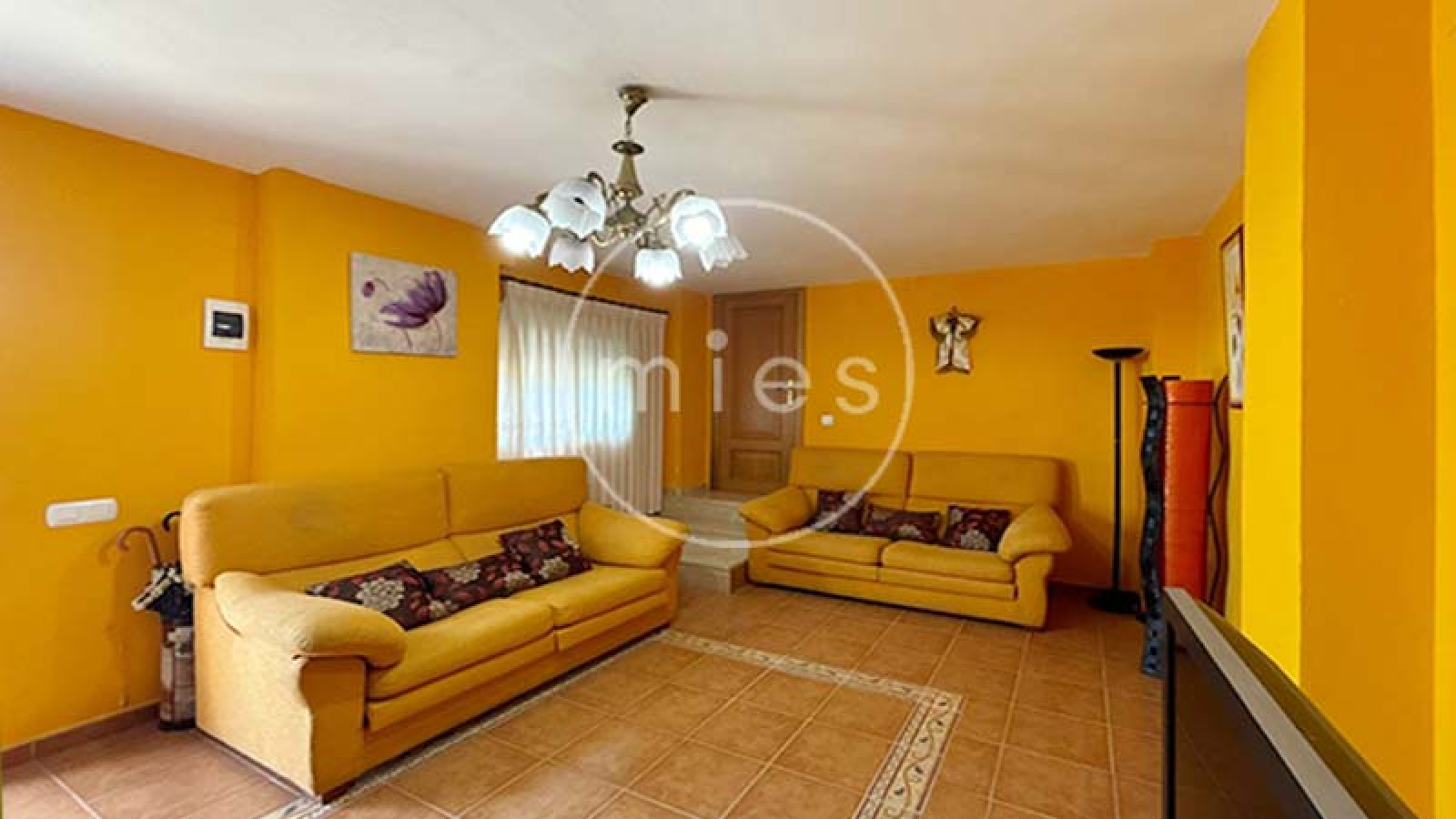 mies inmobiliaria vende chalet altury turis