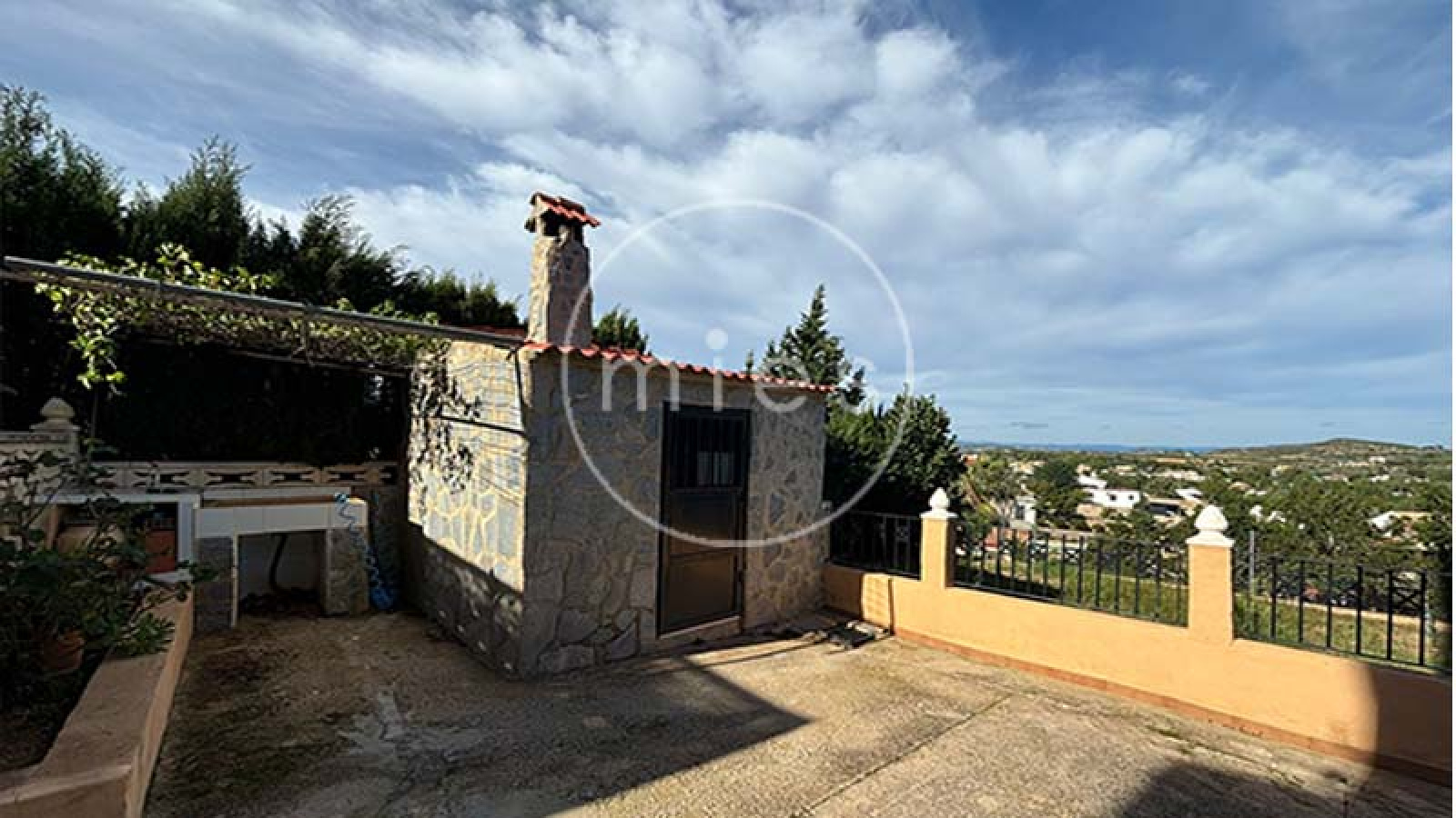 mies inmobiliaria vende chalet altury turis