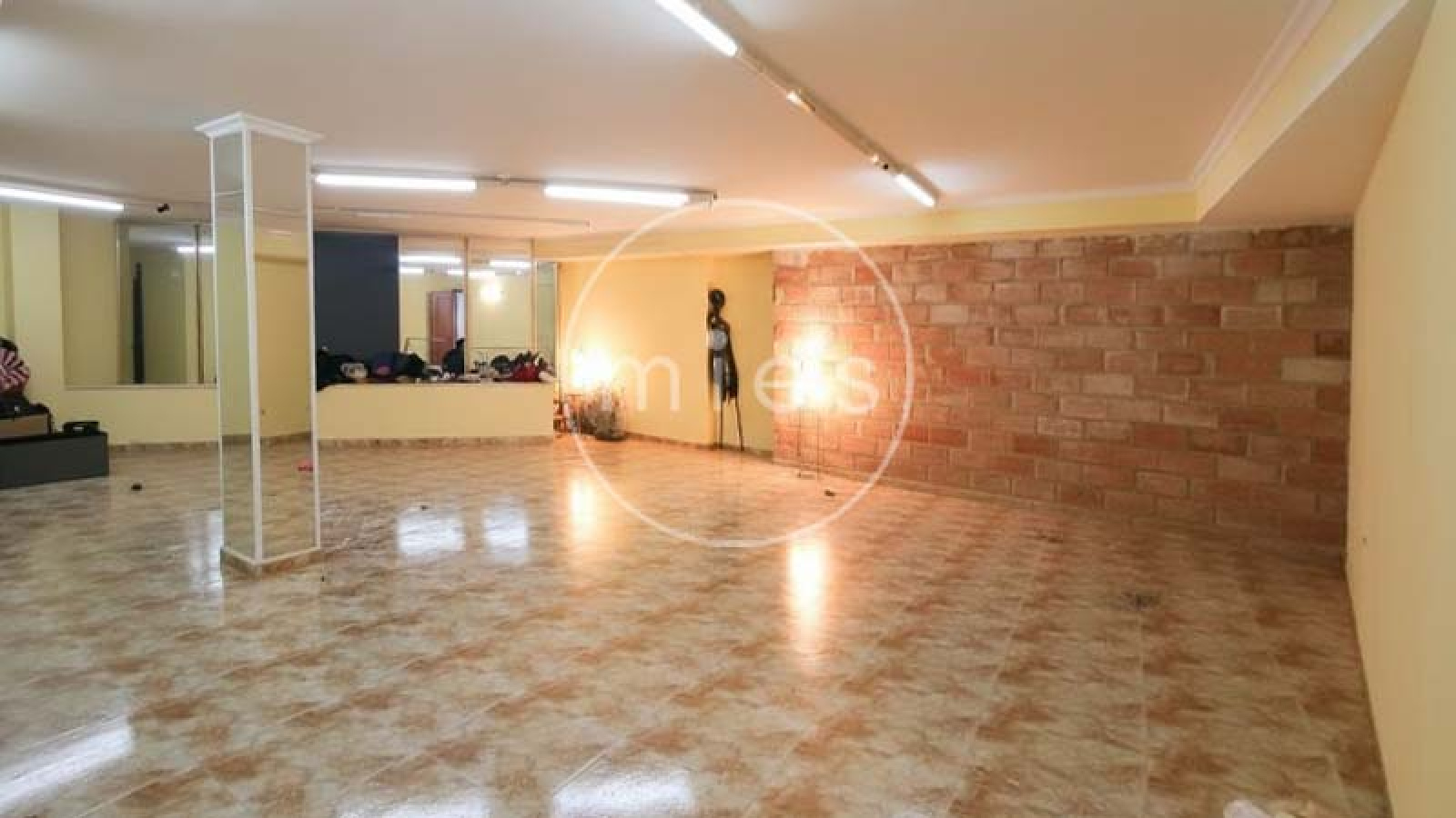 mies inmobiliaria vende san vlaeriano  local torrent torrente