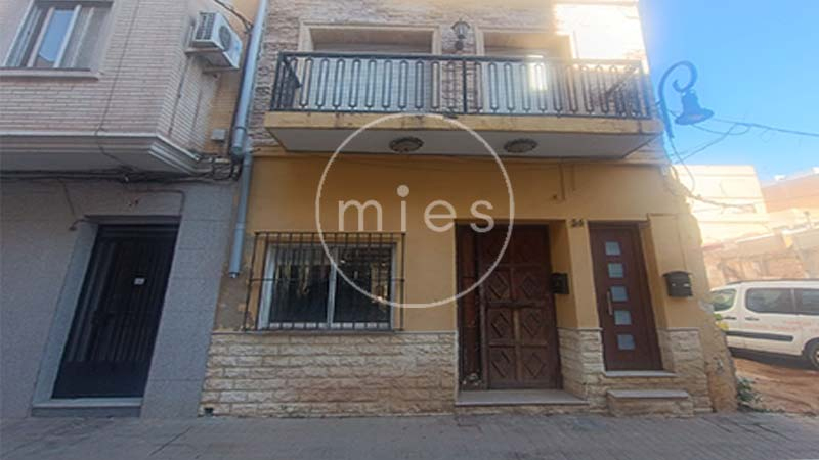 mies inmobiliaria vende casa de pueblo en aldaia  
