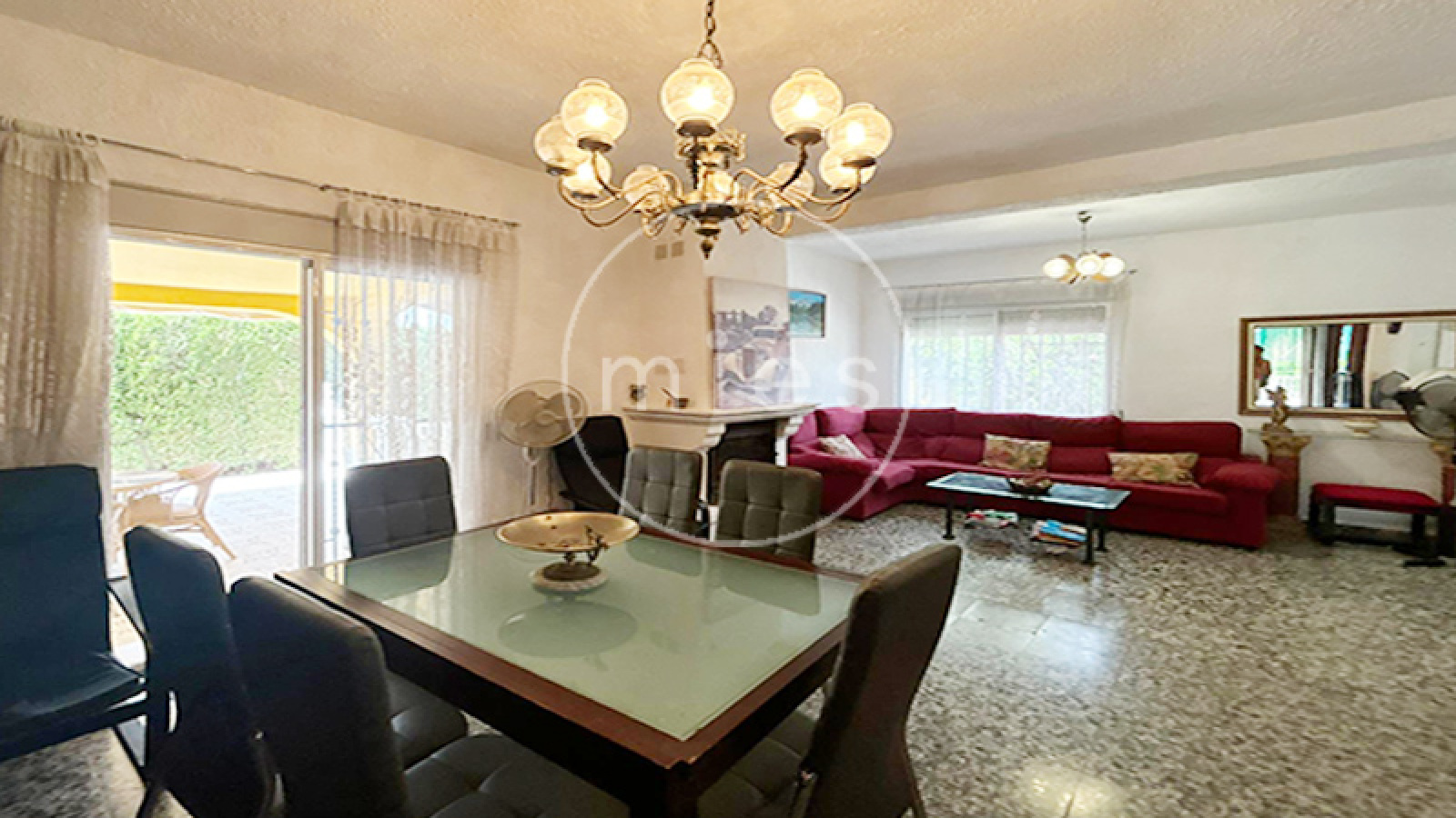 chalet en venta Turís, chalet una planta Turís, casa con piscina Turís, inmobiliaria Turís, comprar chalet Valencia, parcela grande, urbanización Cañapar, casa con jardín Turís, vivienda con porche y garaje