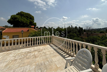 vacaciones en valencia mies inmobiliaria pisicina