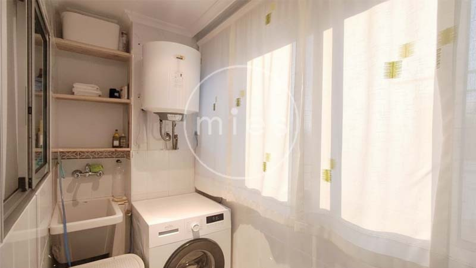 edificio en venta Torrent, finca en venta Torrent, edificio completo Torrent, inversión inmobiliaria Torrent, casa con dos viviendas Torrent, edificio con garaje grande, edificio con terraza Torrent, vivienda cerca Plaza San Pascual, inmueble Avenida al Vedat, edificio Avenida Padre Méndez, edificio rentable Valencia, edificio con posibilidad cambio de uso, edificio familiar Torrent, inmueble alta rentabilidad