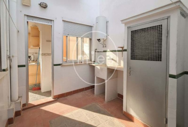 edificio en venta Torrent, finca en venta Torrent, edificio completo Torrent, inversión inmobiliaria Torrent, casa con dos viviendas Torrent, edificio con garaje grande, edificio con terraza Torrent, vivienda cerca Plaza San Pascual, inmueble Avenida al Vedat, edificio Avenida Padre Méndez, edificio rentable Valencia, edificio con posibilidad cambio de uso, edificio familiar Torrent, inmueble alta rentabilidad