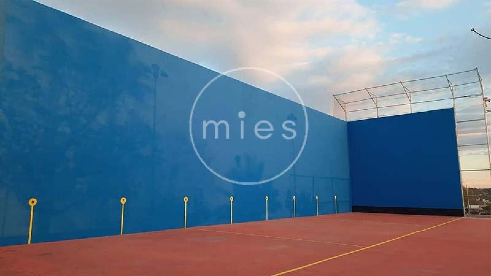 camping la piramide alquiler casa torrent  