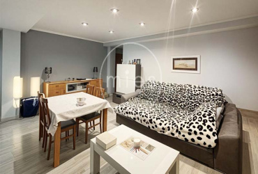 mies inmobiliaria salon comedor luminoso con zona de comedor