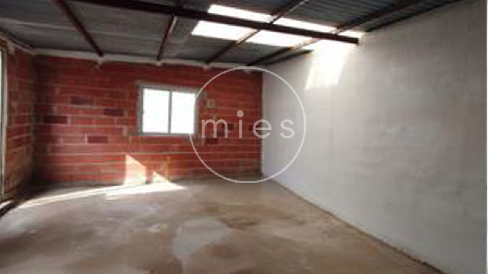 mies inmobiliaria torrent vende local en montserrat