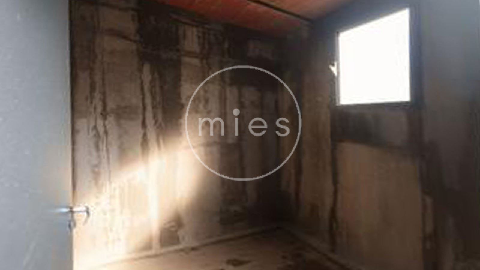 mies inmobiliaria  vende local en montserrat