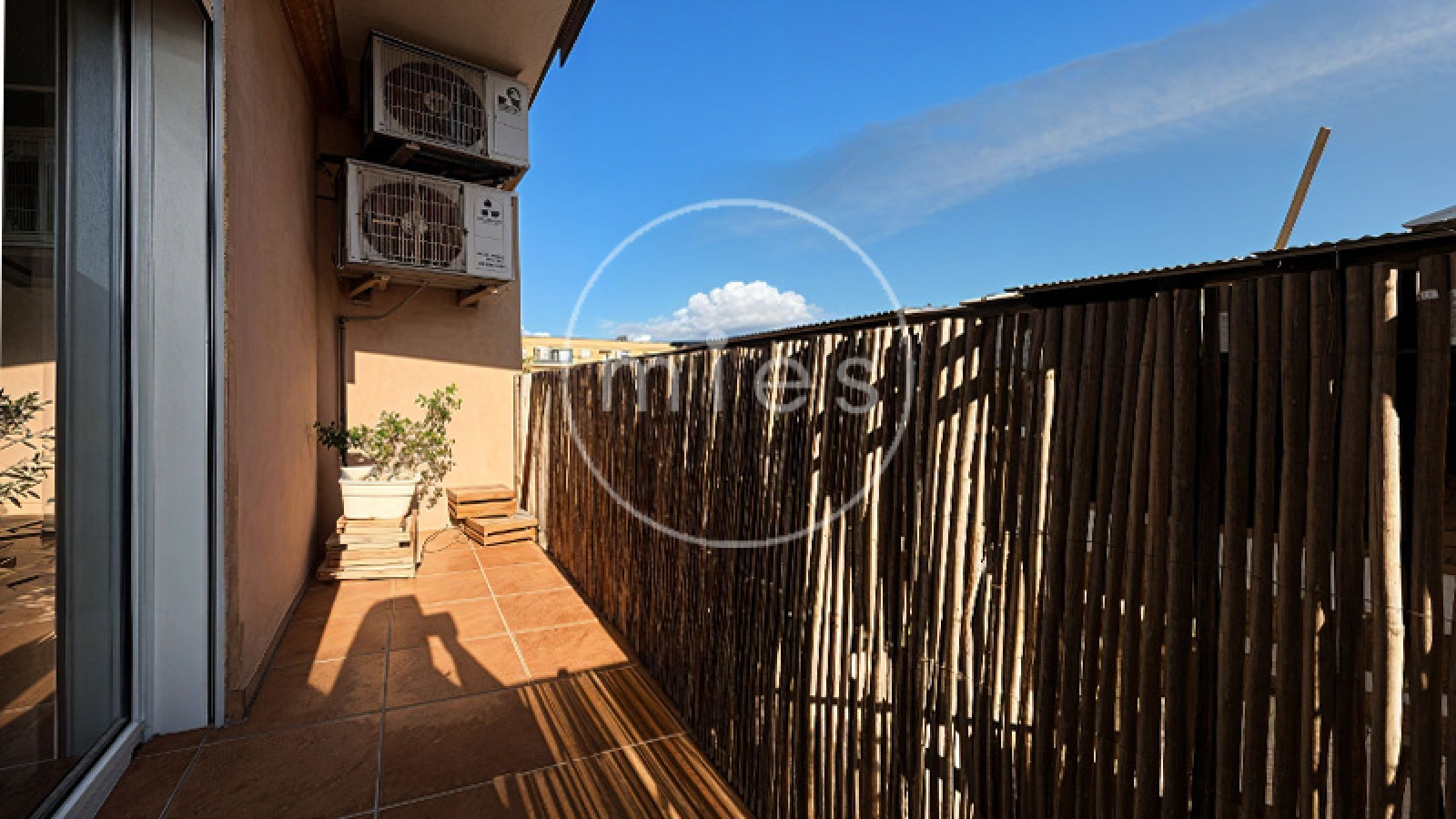 Mies Gestión Inmobiliaria, inmobiliaria en Xirivella, piso en venta Xirivella, pisos en venta cerca de Valencia, comprar piso en Xirivella, vivienda reformada Xirivella, inmobiliaria l’Horta Sud, pisos baratos Valencia alrededores, inmobiliaria Valencia, comprar vivienda Xirivella, Mies inmobiliaria Valencia.