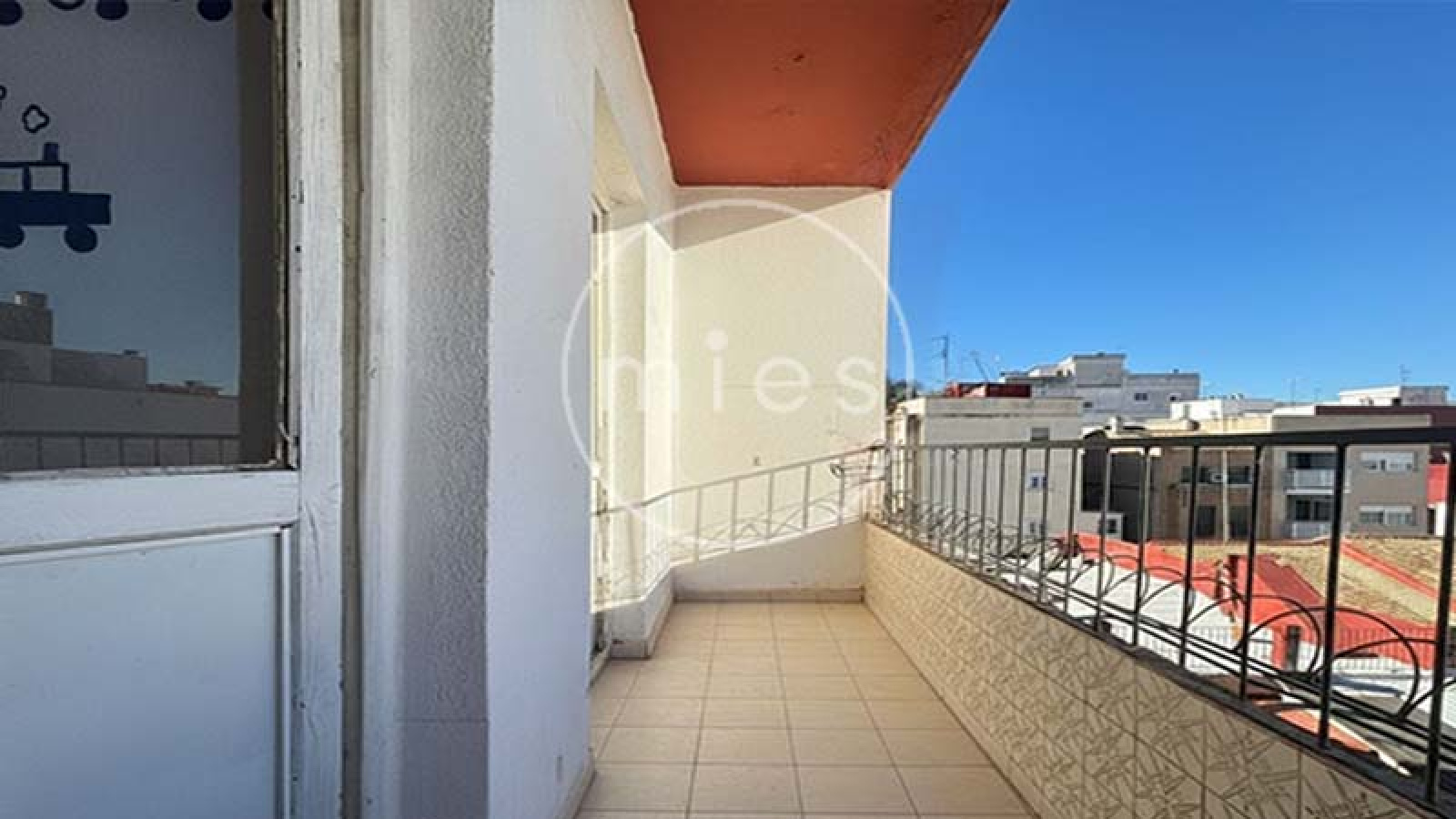 piso Massanassa, piso en venta Massanassa, piso para reformar Valencia, inversión inmobiliaria Valencia, vivienda para reformar, piso barato Valencia, oportunidad inversores, reformar piso Massanassa, comprar piso Valencia económico, inmueble vandalizado inversión, piso 4 habitaciones Massanassa, inmobiliaria Valencia, Mies Gestión Inmobiliaria