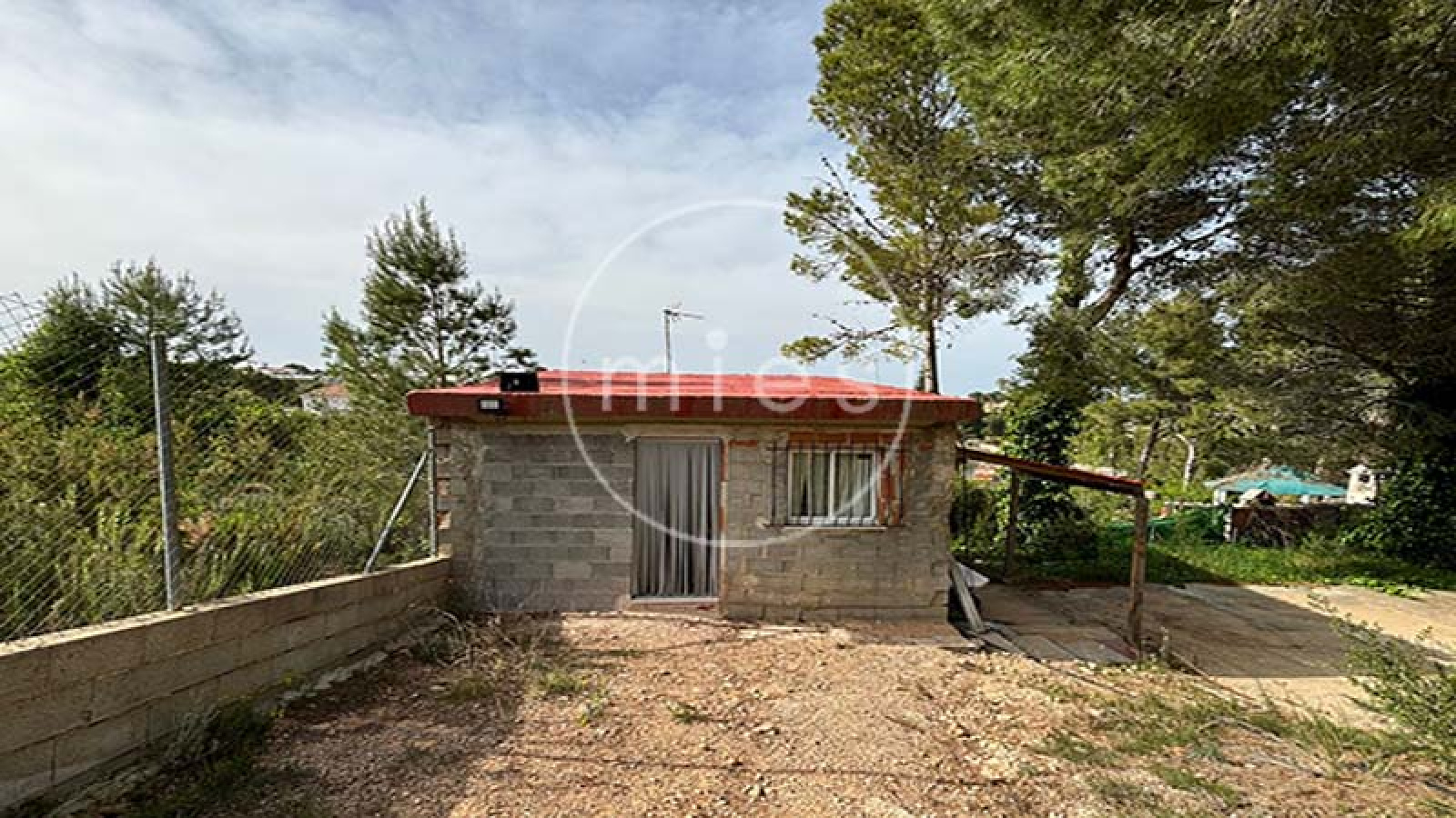 solar en venta Turís, terreno Altury, parcela urbana Turís, solar 956 m2 Valencia, terreno con casita Turís, comprar terreno Altury, solar urbanización Altury, terrenos en venta Valencia, parcela con vistas montaña Turís, inmobiliaria Turís