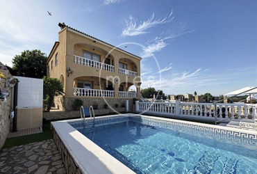 mies mejor inmobiliaria torrent vende chalet montroy