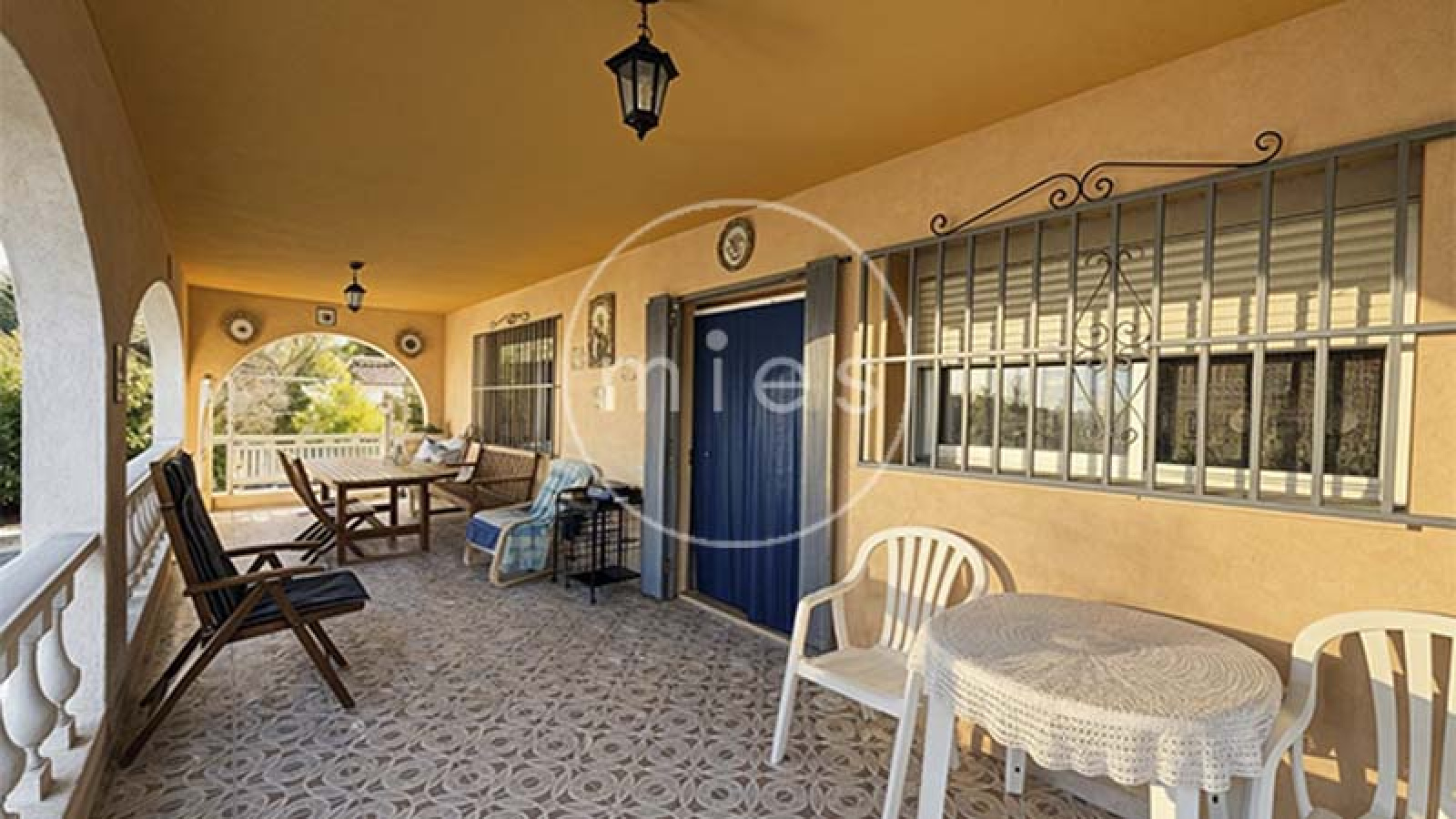 chalet urbano Montroy, chalet Balcón de Montroy, chalet en venta Montroy, chalet amplio Valencia, chalet con piscina Montroy, casa urbana con parcela, chalet 5 habitaciones Valencia, inmobiliaria Torrent, Mies Gestión Inmobiliaria, chalet con garaje y piscina, casa en Real de Montroy, chalet listo para entrar a vivir Valencia, chalet independiente Valencia interior