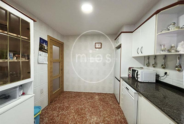 chalet urbano Montroy, chalet Balcón de Montroy, chalet en venta Montroy, chalet amplio Valencia, chalet con piscina Montroy, casa urbana con parcela, chalet 5 habitaciones Valencia, inmobiliaria Torrent, Mies Gestión Inmobiliaria, chalet con garaje y piscina, casa en Real de Montroy, chalet listo para entrar a vivir Valencia, chalet independiente Valencia interior