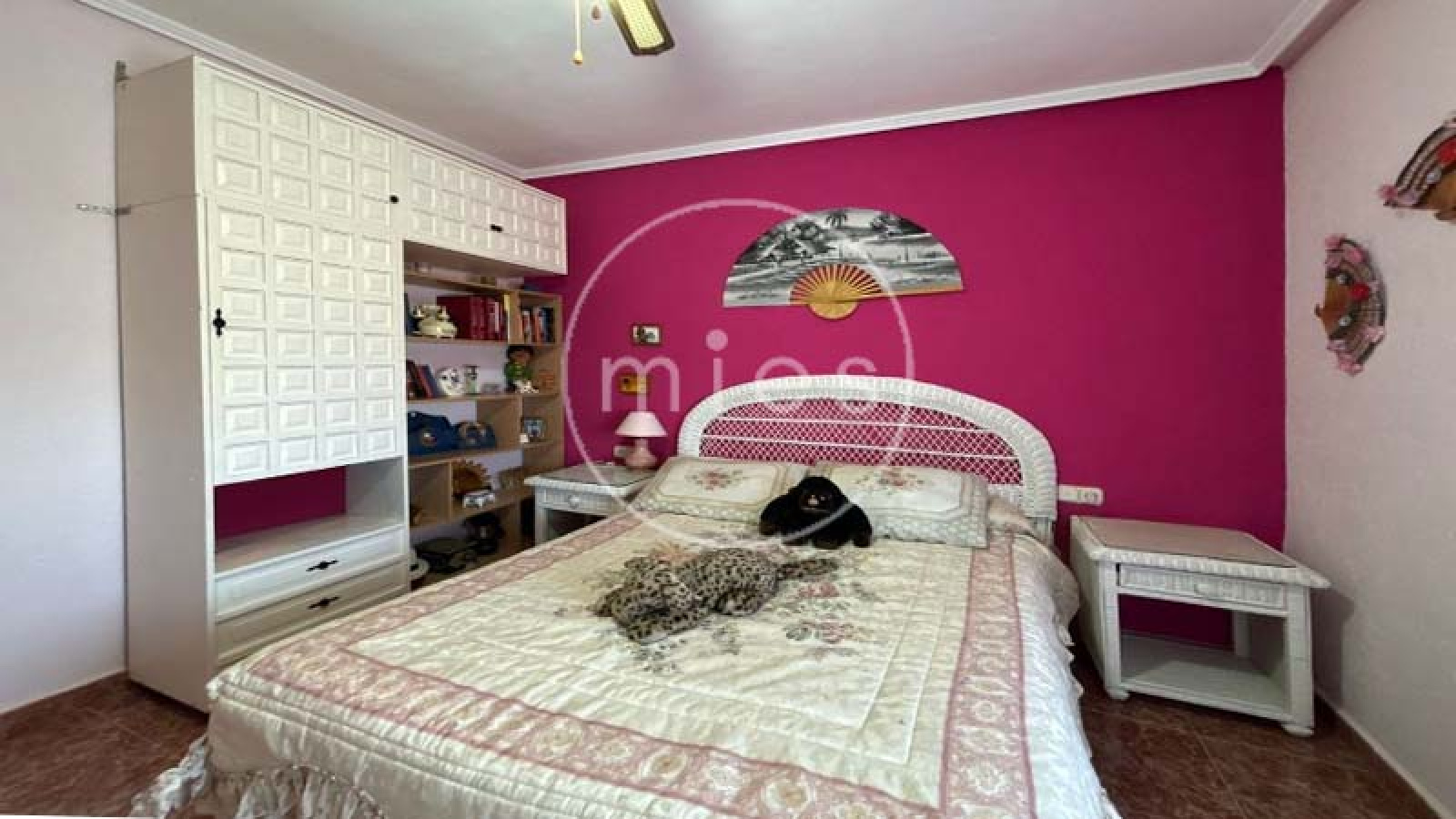 chalet urbano Montroy, chalet Balcón de Montroy, chalet en venta Montroy, chalet amplio Valencia, chalet con piscina Montroy, casa urbana con parcela, chalet 5 habitaciones Valencia, inmobiliaria Torrent, Mies Gestión Inmobiliaria, chalet con garaje y piscina, casa en Real de Montroy, chalet listo para entrar a vivir Valencia, chalet independiente Valencia interior