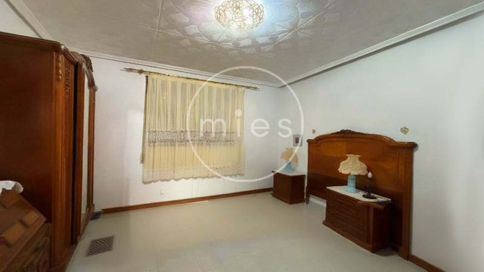 EN TURÍS INMOBILIARIA MIES VENDE