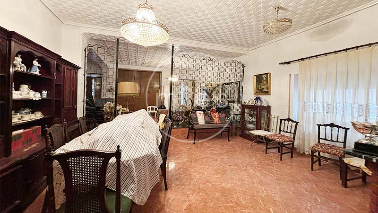 EN TURÍS INMOBILIARIA MIES VENDE