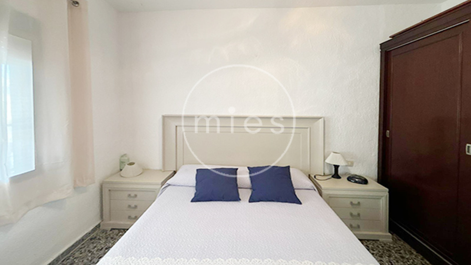 chalet en venta Turís, chalet una planta Turís, casa con piscina Turís, inmobiliaria Turís, comprar chalet Valencia, parcela grande, urbanización Cañapar, casa con jardín Turís, vivienda con porche y garaje