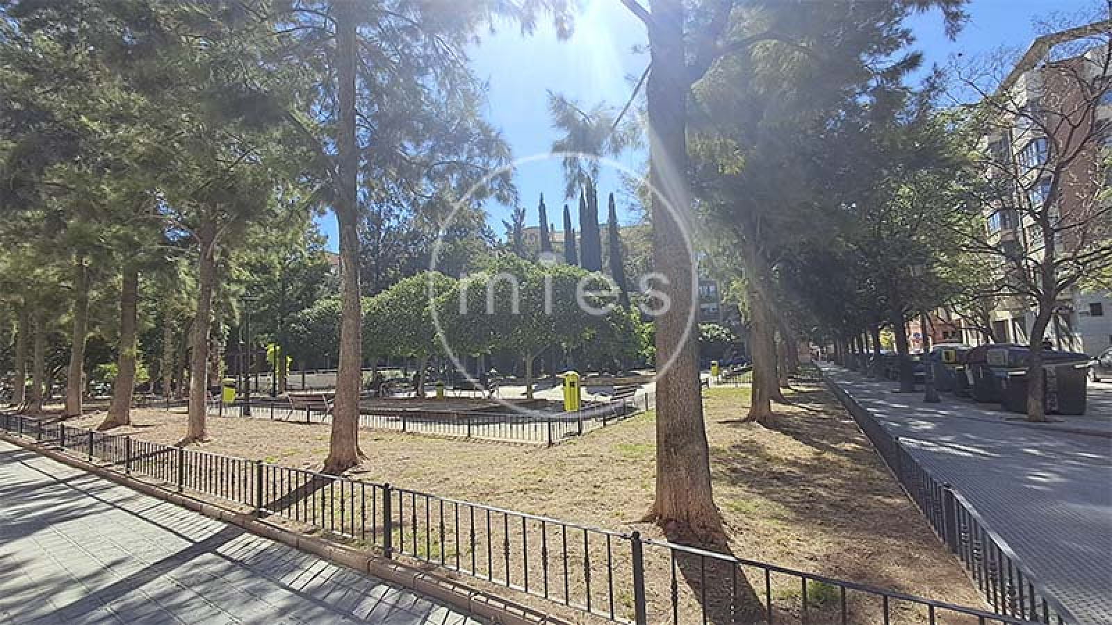 alquiler piso Valencia Safranar, piso alquiler Calle Xera Valencia, alquiler 3 habitaciones Valencia, piso con piscina Valencia alquiler, alquiler piso Patraix, piso exterior Valencia alquiler, MIES Inmobiliaria alquiler, vivienda alquiler Valencia larga duración, piso con ascensor Valencia, alquiler piso 2 baños Valencia