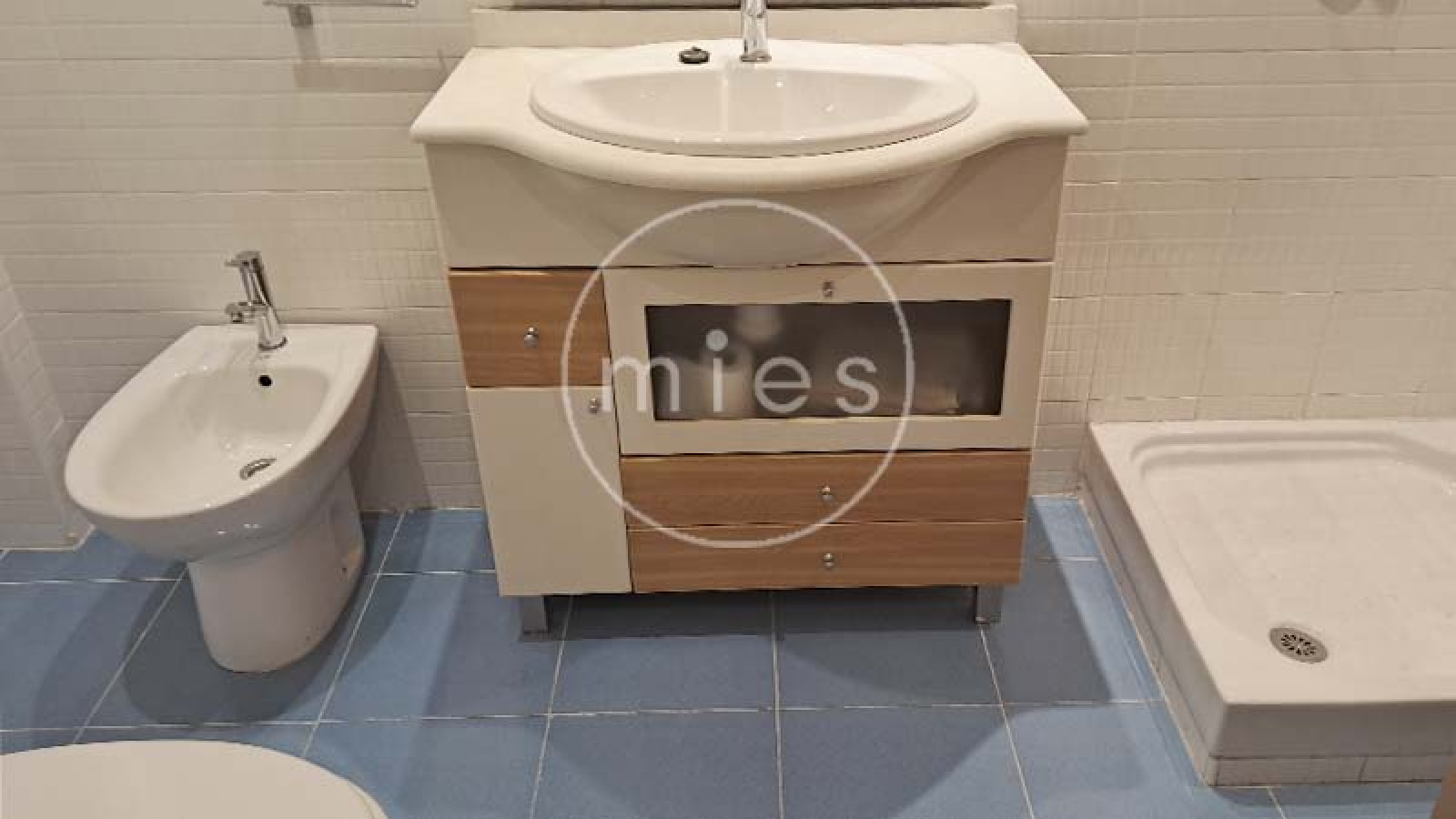 alquiler piso Valencia Safranar, piso alquiler Calle Xera Valencia, alquiler 3 habitaciones Valencia, piso con piscina Valencia alquiler, alquiler piso Patraix, piso exterior Valencia alquiler, MIES Inmobiliaria alquiler, vivienda alquiler Valencia larga duración, piso con ascensor Valencia, alquiler piso 2 baños Valencia