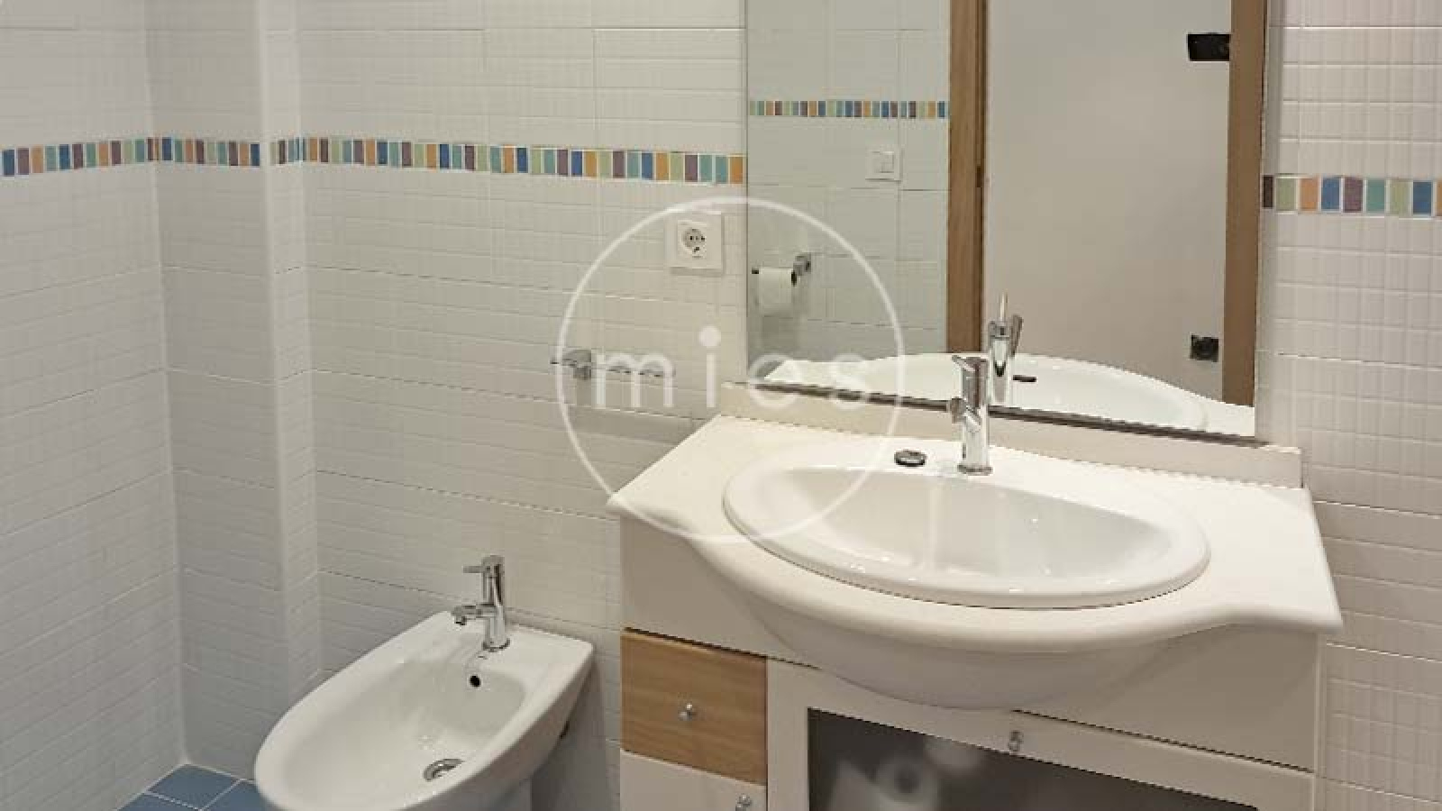 alquiler piso Valencia Safranar, piso alquiler Calle Xera Valencia, alquiler 3 habitaciones Valencia, piso con piscina Valencia alquiler, alquiler piso Patraix, piso exterior Valencia alquiler, MIES Inmobiliaria alquiler, vivienda alquiler Valencia larga duración, piso con ascensor Valencia, alquiler piso 2 baños Valencia