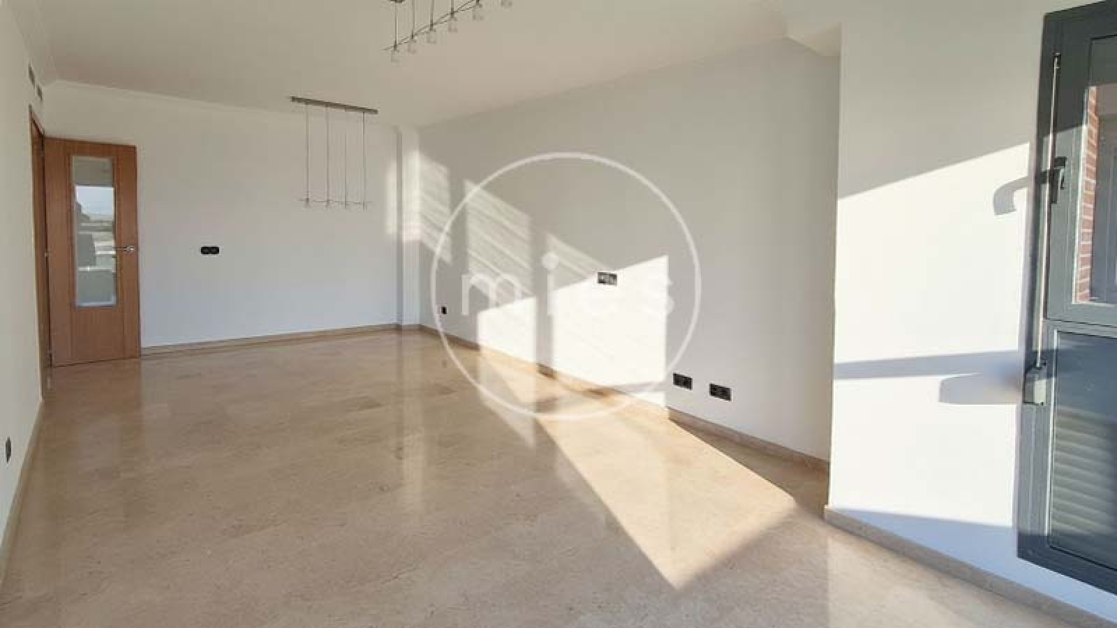 mies inmobiliaria torrent salón comedor