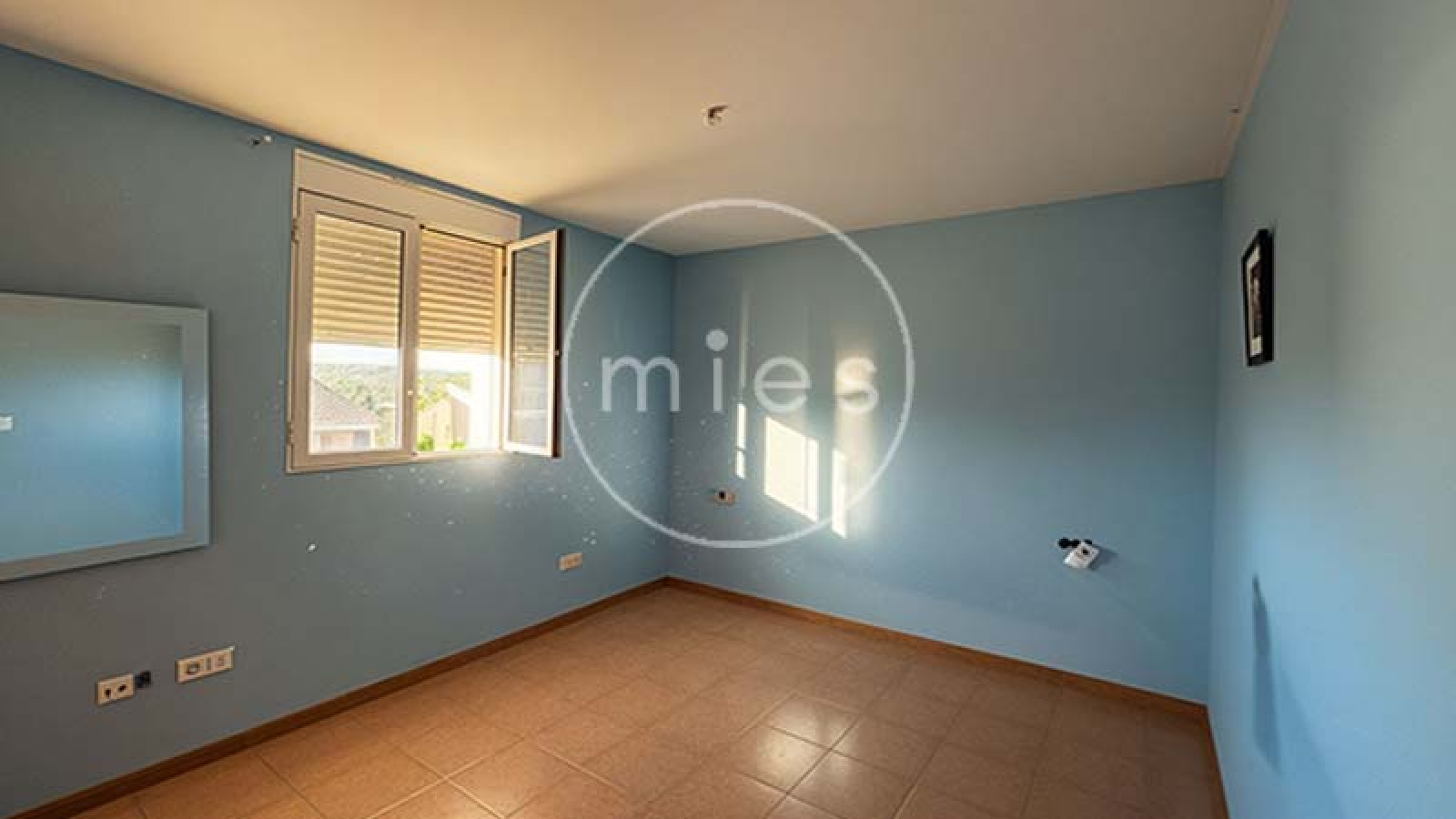 solar en venta montroy, terreno montroi, parcela urbana Turís, solar chalet  Valencia, terreno con casita Montroy, comprar terreno Altury, solar urbanización Altury, terrenos en venta Valencia, parcela con vistas montaña Balcón de Montroy, inmobiliaria Turís