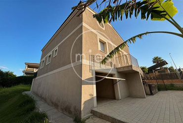 solar en venta montroy, terreno montroi, parcela urbana Turís, solar chalet  Valencia, terreno con casita Montroy, comprar terreno Altury, solar urbanización Altury, terrenos en venta Valencia, parcela con vistas montaña Balcón de Montroy, inmobiliaria Turís