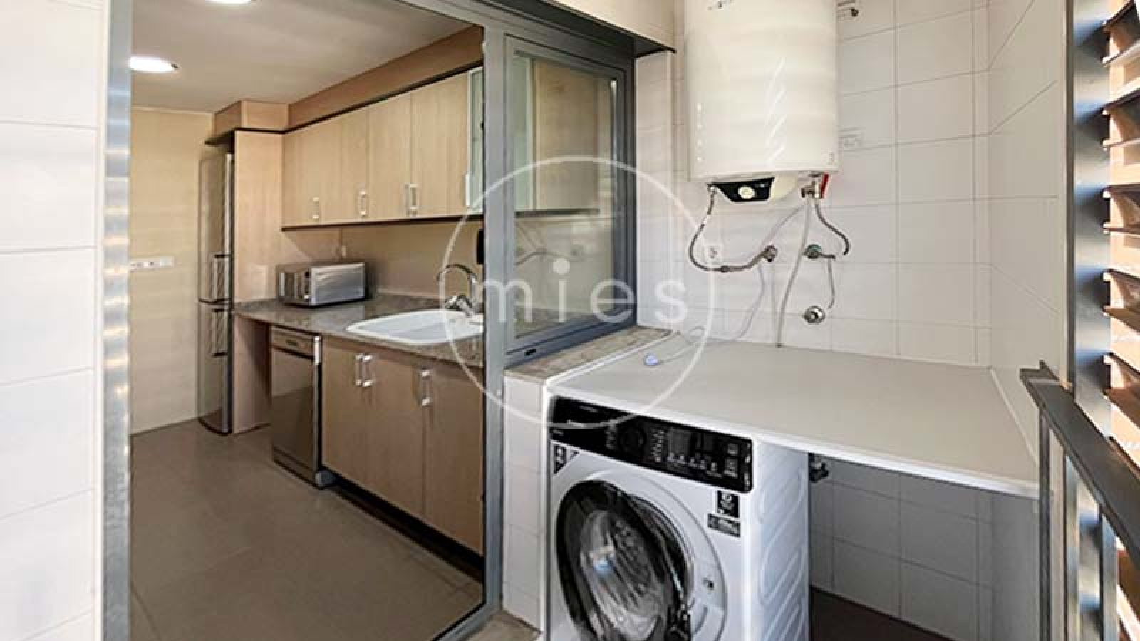 
alquiler piso Torrent, piso en Parc Central, alquiler Parc Central Torrent, piso con garaje Torrent, piso con trastero Torrent, piso semiamueblado Torrent, piso con ascensor Torrent, piso con aire acondicionado Torrent, alquiler vivienda Torrent, MIES Inmobiliaria