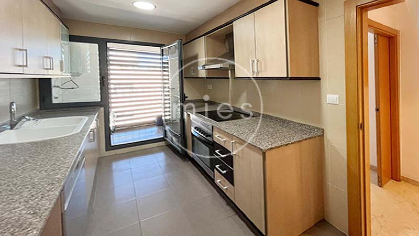
alquiler piso Torrent, piso en Parc Central, alquiler Parc Central Torrent, piso con garaje Torrent, piso con trastero Torrent, piso semiamueblado Torrent, piso con ascensor Torrent, piso con aire acondicionado Torrent, alquiler vivienda Torrent, MIES Inmobiliaria