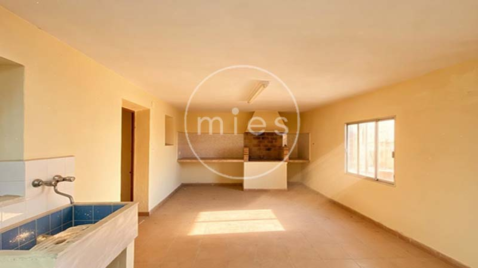 casa en venta Millares, Millares Valencia casa, inversión turismo rural Valencia, casa rural Valencia interior, segunda residencia Valencia, casa con chimenea Valencia, casa con garaje Millares, inversión inmobiliaria Valencia interior, alquiler turístico Valencia, casa para reformar Valencia, Canal de Navarrés vivienda, casa pueblo Valencia venta