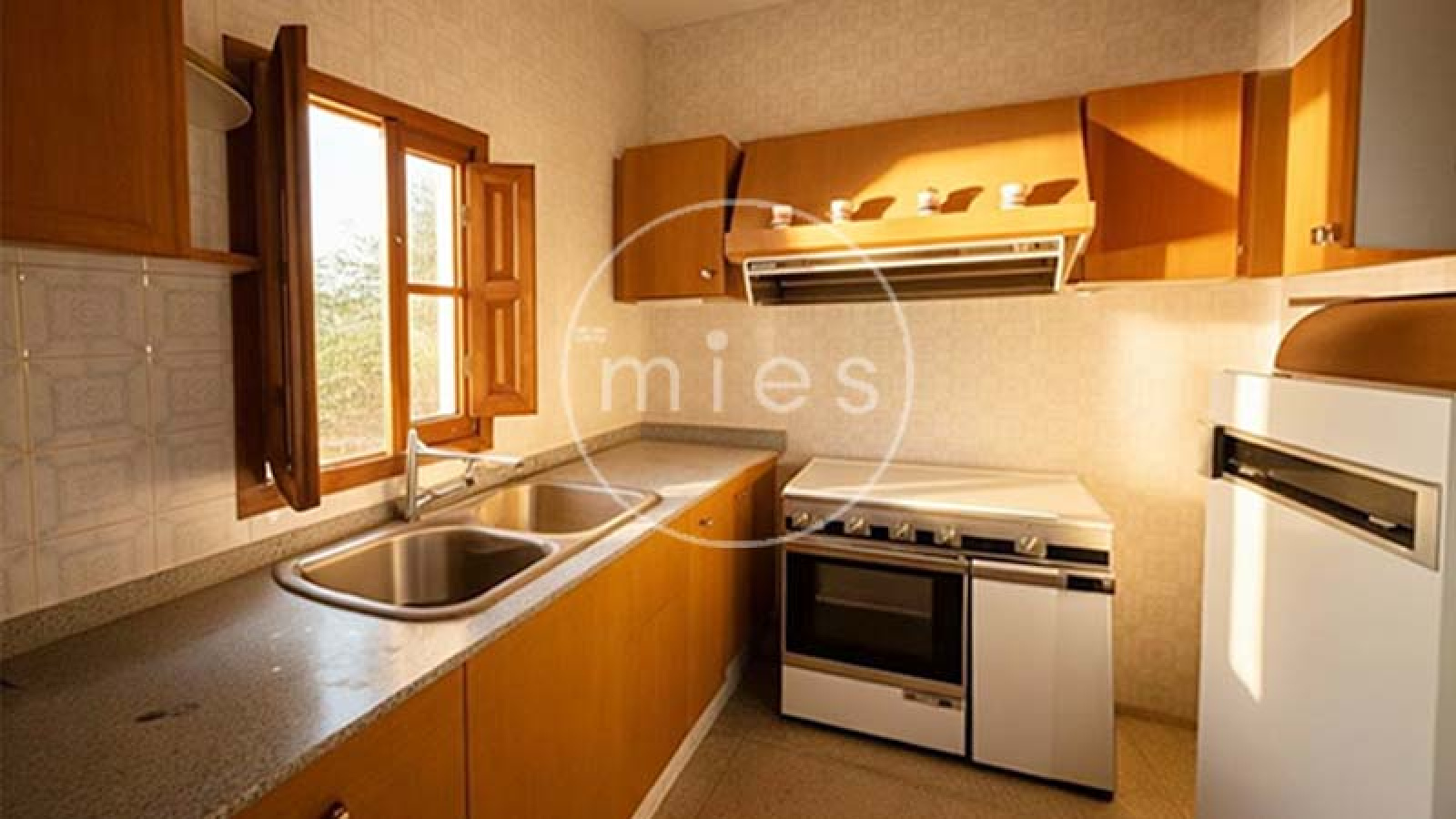 casa en venta Millares, Millares Valencia casa, inversión turismo rural Valencia, casa rural Valencia interior, segunda residencia Valencia, casa con chimenea Valencia, casa con garaje Millares, inversión inmobiliaria Valencia interior, alquiler turístico Valencia, casa para reformar Valencia, Canal de Navarrés vivienda, casa pueblo Valencia venta