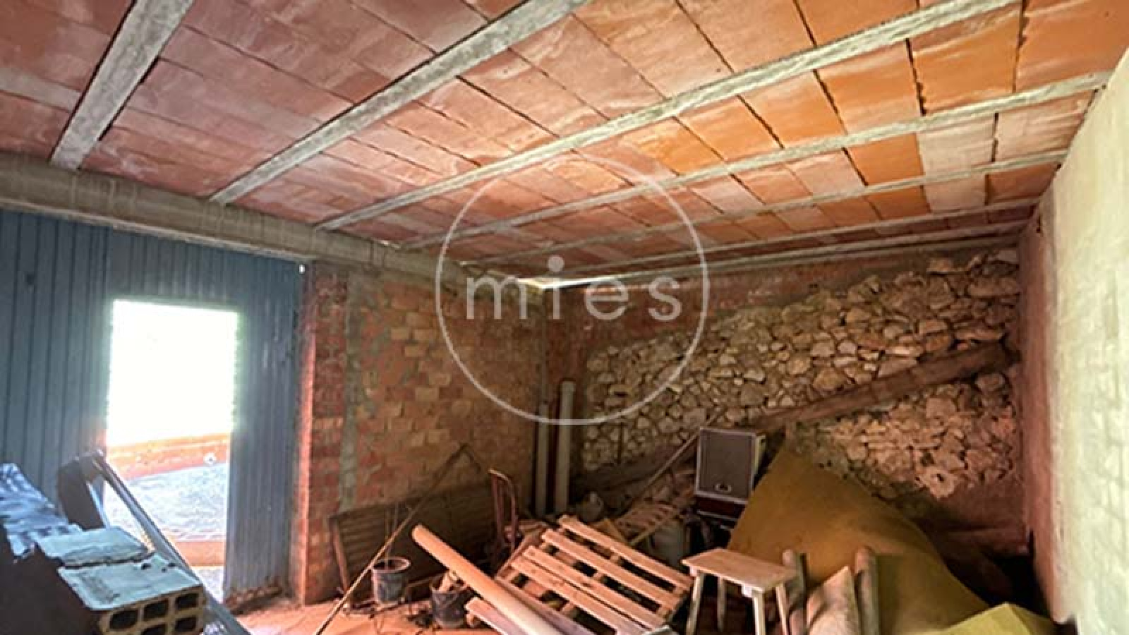casa en venta Millares, Millares Valencia casa, inversión turismo rural Valencia, casa rural Valencia interior, segunda residencia Valencia, casa con chimenea Valencia, casa con garaje Millares, inversión inmobiliaria Valencia interior, alquiler turístico Valencia, casa para reformar Valencia, Canal de Navarrés vivienda, casa pueblo Valencia venta