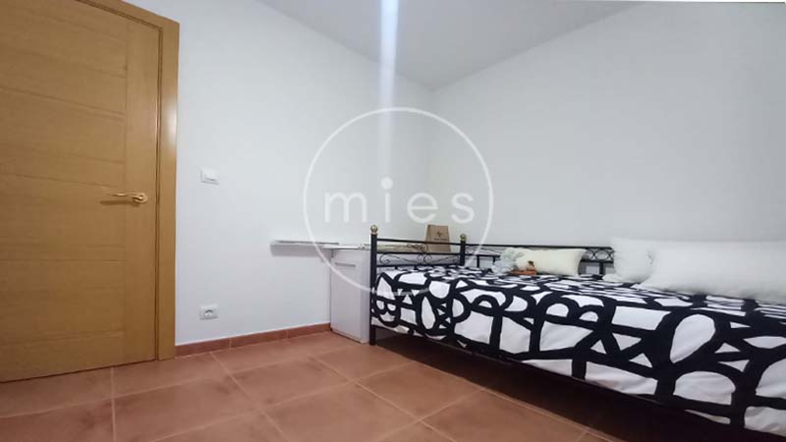 Mies Inmobiliaria, inmobiliaria Picanya, piso en venta Picanya, piso reformado Picanya, piso con ascensor Picanya, vivienda en venta Picanya, comprar piso Picanya, piso cerca metro Picanya, piso cerca Valencia, vivienda reformada Valencia, piso luminoso Picanya, piso con balcón Picanya, piso dos habitaciones Picanya, inmobiliaria Valencia, inmobiliaria Horta Sud, piso reformado con ascensor, vivienda cerca del metro, piso para invertir en Picanya, comprar vivienda en Picanya, pisos en venta Valencia, Mies Gestión Inmobiliaria, vivienda en exclusiva Picanya, piso disponible octubre, oportunidad inmobiliaria Picanya, vivienda bien comunicada Valencia, piso a 10 minutos de Valencia, vivienda junto al metro Picanya, piso reformado listo para entrar a vivir, inmobiliaria especializada en Picanya, venta de pisos en Picanya.