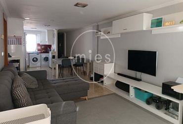 Mies Inmobiliaria, Mies Gestión Inmobiliaria, piso en venta San Isidro Valencia, piso reformado Valencia, piso con ascensor Valencia, vivienda San Isidro, comprar piso San Isidro, piso 3 habitaciones Valencia, piso con balcón Valencia, piso luminoso Valencia, vivienda reformada Valencia, piso junto al metro Valencia, piso cerca V30, vivienda lista para entrar a vivir, inmobiliaria Valencia, piso con calefacción Valencia, piso con aire acondicionado Valencia, piso 100 metros Valencia, vivienda familiar Valencia, piso cerca transporte público Valencia, comprar vivienda Valencia, oportunidad inmobiliaria Valencia, piso séptima planta Valencia, piso con baño en suite Valencia, vivienda cerca hospitales Valencia, piso cerca colegios Valencia, piso cerca supermercados Valencia, inmueble reformado San Isidro, venta de pisos Valencia, inmobiliaria San Isidro Valencia.