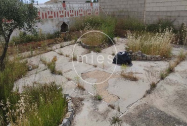 parcela urbana Montserrat, terreno urbano Montserrat, parcela cerca de La Rabassa, terreno en venta Montserrat, Mies Inmobiliaria, parcela con caseta Valencia, terreno con piscina Montserrat, parcela urbana 1352 m², construir vivienda Montserrat, parcela vallada Montserrat, caseta en parcela urbana, terreno urbanización Montserrat, inversión inmobiliaria Montserrat, parcela para reformar Valencia, terreno urbano Valencia.