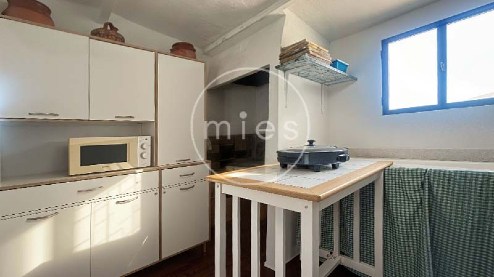 chalet en venta en Turís, chalet con piscina en Turís, casa en venta en Turís, chalet en urbanización Cañapar, chalet en venta Valencia, chalet con parcela grande, chalet con garaje, chalet con paellero, vivienda con piscina Valencia, chalet cerca de Valencia