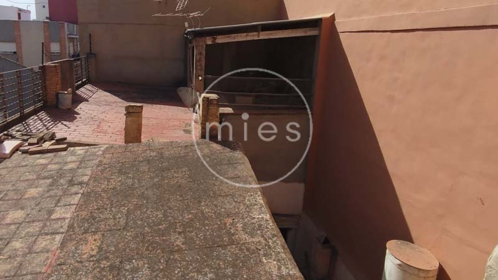 Inmobiliaria Mies, inmobiliaria Mies Torrent, inmobiliaria en Torrent, edificios en venta Torrent, edificio a reformar Torrent, inversión inmobiliaria Torrent, comprar edificio en Torrent, promotores inmobiliarios Valencia, activos inmobiliarios Torrent, edificios centro Torrent
