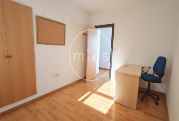 piso en venta Torrent, piso La Ermita Torrent, vivienda en Torrent, casa de pueblo Torrent, piso reformado Torrent, piso con terraza Torrent, vivienda con acceso independiente, comprar piso Torrent, inmobiliaria Torrent, MIES Inmobiliaria, pisos en Torrent, viviendas en La Ermita, inversión inmobiliaria Torrent, piso listo para entrar a vivir, vivienda sin comunidad, inmobiliaria La Ermita Torrent, comprar vivienda en Torrent, pisos l\'Horta Sud, vivienda cerca del metro Torrent, piso exterior Torrent