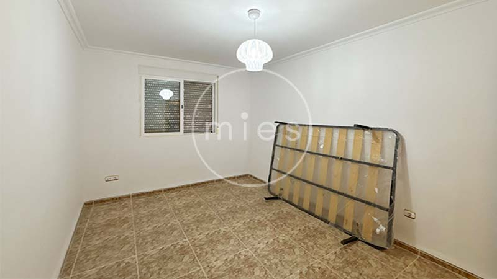 chalet en Turís, chalet en venta Turís, chalet con piscina Turís, chalet Valencia, casa en Turís, chalet independiente Valencia, chalet con parcela, chalet con piscina Valencia, vivienda en Turís, casa con jardín, chalet 9 habitaciones, inversión inmobiliaria Turís, alquiler vacacional Turís, chalet para familias, inmobiliaria Turís, MIES Inmobiliaria