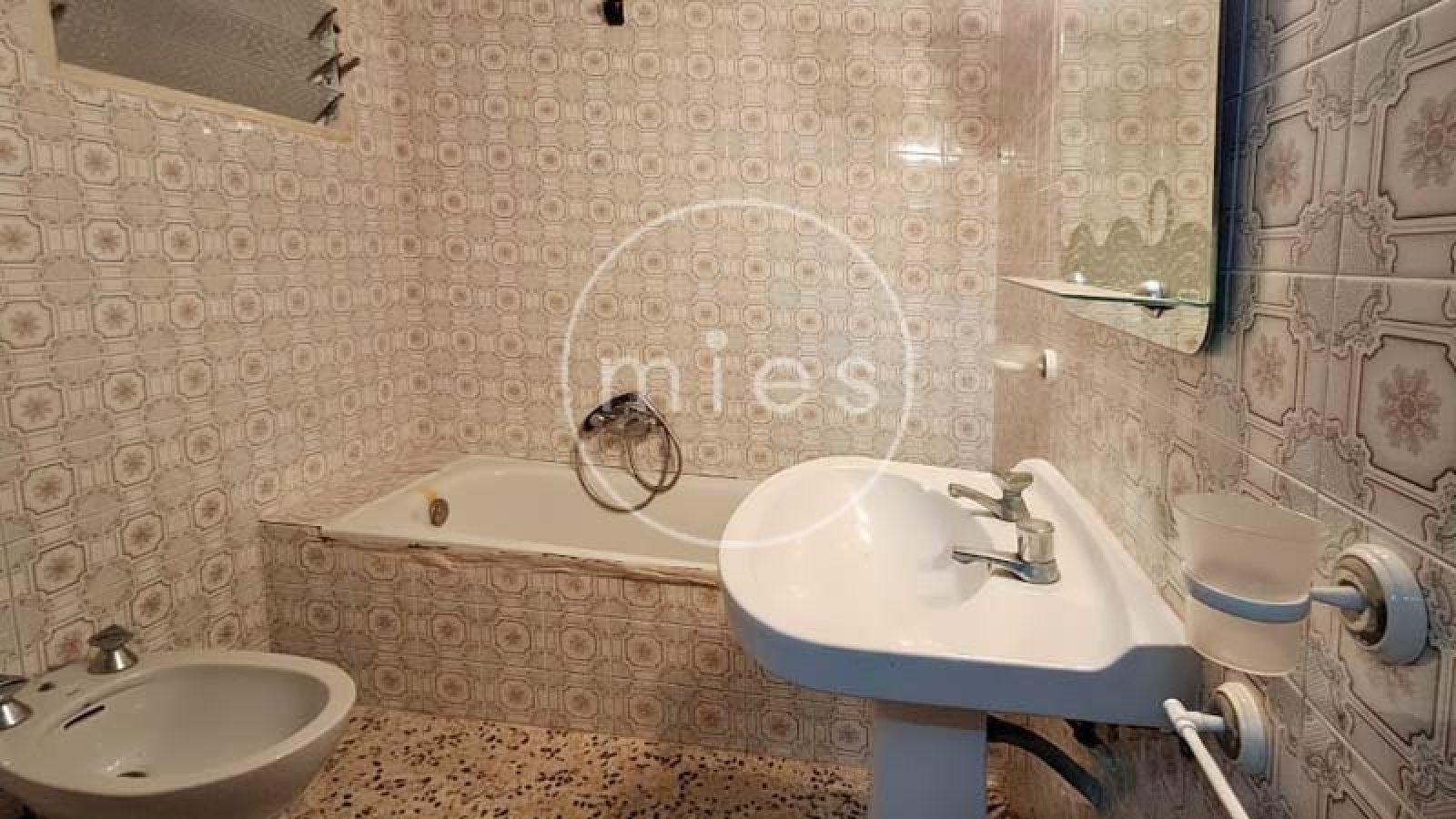 casa en venta Montroy, vivienda Montroy, casa pueblo Montroy, casa con terraza Montroy, inmobiliaria Montroy, Inmobiliaria MIES, casas en venta Valencia, vivienda para reformar Montroy, casa económica Montroy, casa dos plantas Montroy, comprar casa Montroy, inmobiliaria Valencia, casa con patio Montroy, casa cerca de Torrent, oportunidad inmobiliaria Montroy.
