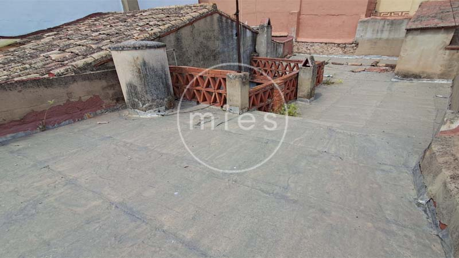 casa en venta Montroy, vivienda Montroy, casa pueblo Montroy, casa con terraza Montroy, inmobiliaria Montroy, Inmobiliaria MIES, casas en venta Valencia, vivienda para reformar Montroy, casa económica Montroy, casa dos plantas Montroy, comprar casa Montroy, inmobiliaria Valencia, casa con patio Montroy, casa cerca de Torrent, oportunidad inmobiliaria Montroy.