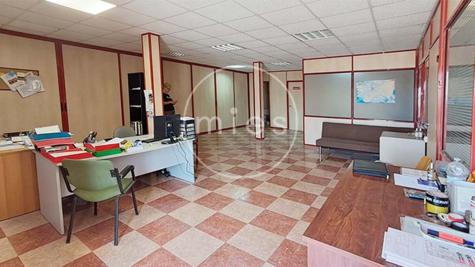 nave industrial en venta, nave industrial Valencia, nave con oficinas, nave prefabricada hormigón, nave industrial con patio, nave logística, nave para empresa, nave con trifásica, nave con oficinas Valencia, nave industrial 337 m², almacén industrial, nave para almacén, nave industrial preparada, inversión industrial Valencia, MIES Inmobiliaria.