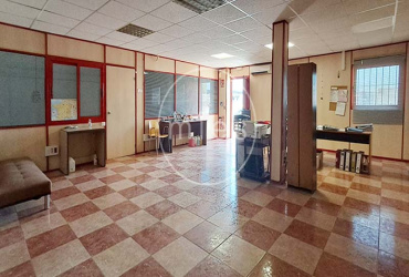 nave industrial en venta, nave industrial Valencia, nave con oficinas, nave prefabricada hormigón, nave industrial con patio, nave logística, nave para empresa, nave con trifásica, nave con oficinas Valencia, nave industrial 337 m², almacén industrial, nave para almacén, nave industrial preparada, inversión industrial Valencia, MIES Inmobiliaria.