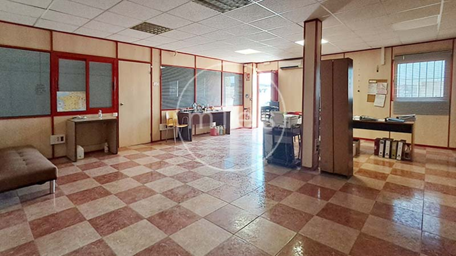 nave industrial en venta, nave industrial Valencia, nave con oficinas, nave prefabricada hormigón, nave industrial con patio, nave logística, nave para empresa, nave con trifásica, nave con oficinas Valencia, nave industrial 337 m², almacén industrial, nave para almacén, nave industrial preparada, inversión industrial Valencia, MIES Inmobiliaria.