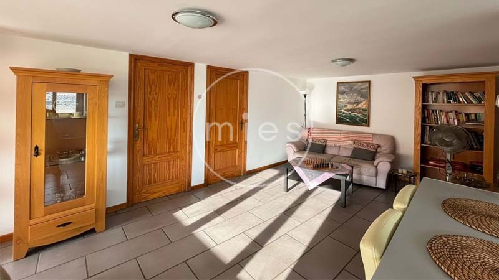 chalet en Turís, chalet en venta Turís, chalet con piscina Turís, chalet Valencia, casa en Turís, chalet independiente Valencia, chalet con parcela, chalet con piscina Valencia, vivienda en Turís, casa con jardín, chalet 9 habitaciones, inversión inmobiliaria Turís, alquiler vacacional Turís, chalet para familias, inmobiliaria Turís, MIES Inmobiliaria