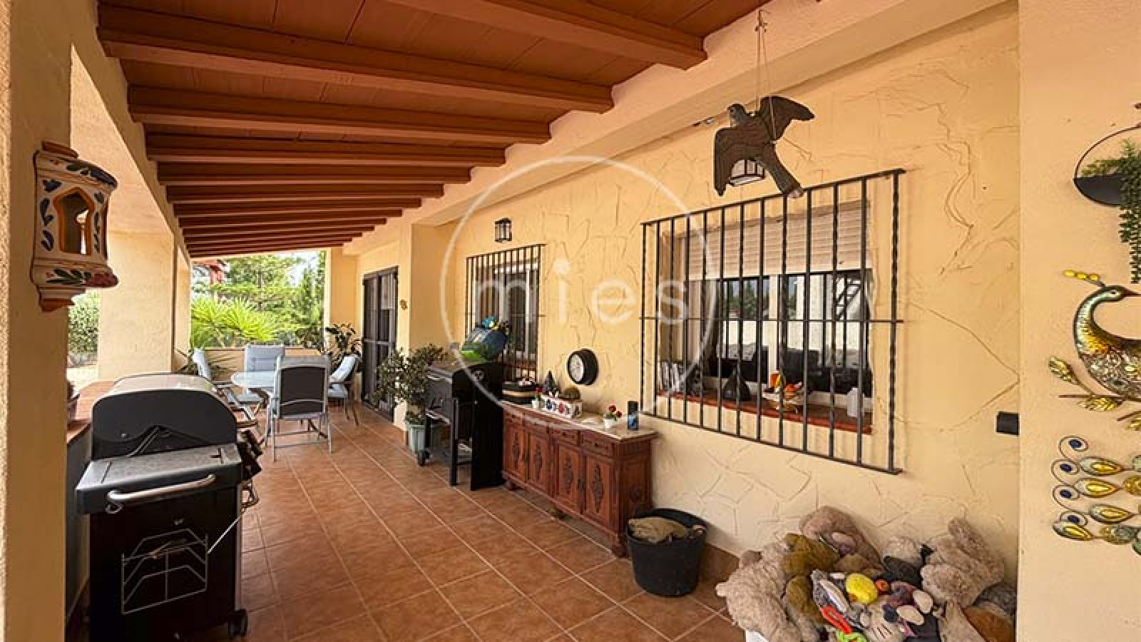chalet en Turís, chalet en venta Turís, chalet con piscina Turís, chalet Valencia, casa en Turís, chalet independiente Valencia, chalet con parcela, chalet con piscina Valencia, vivienda en Turís, casa con jardín, chalet 9 habitaciones, inversión inmobiliaria Turís, alquiler vacacional Turís, chalet para familias, inmobiliaria Turís, MIES Inmobiliaria