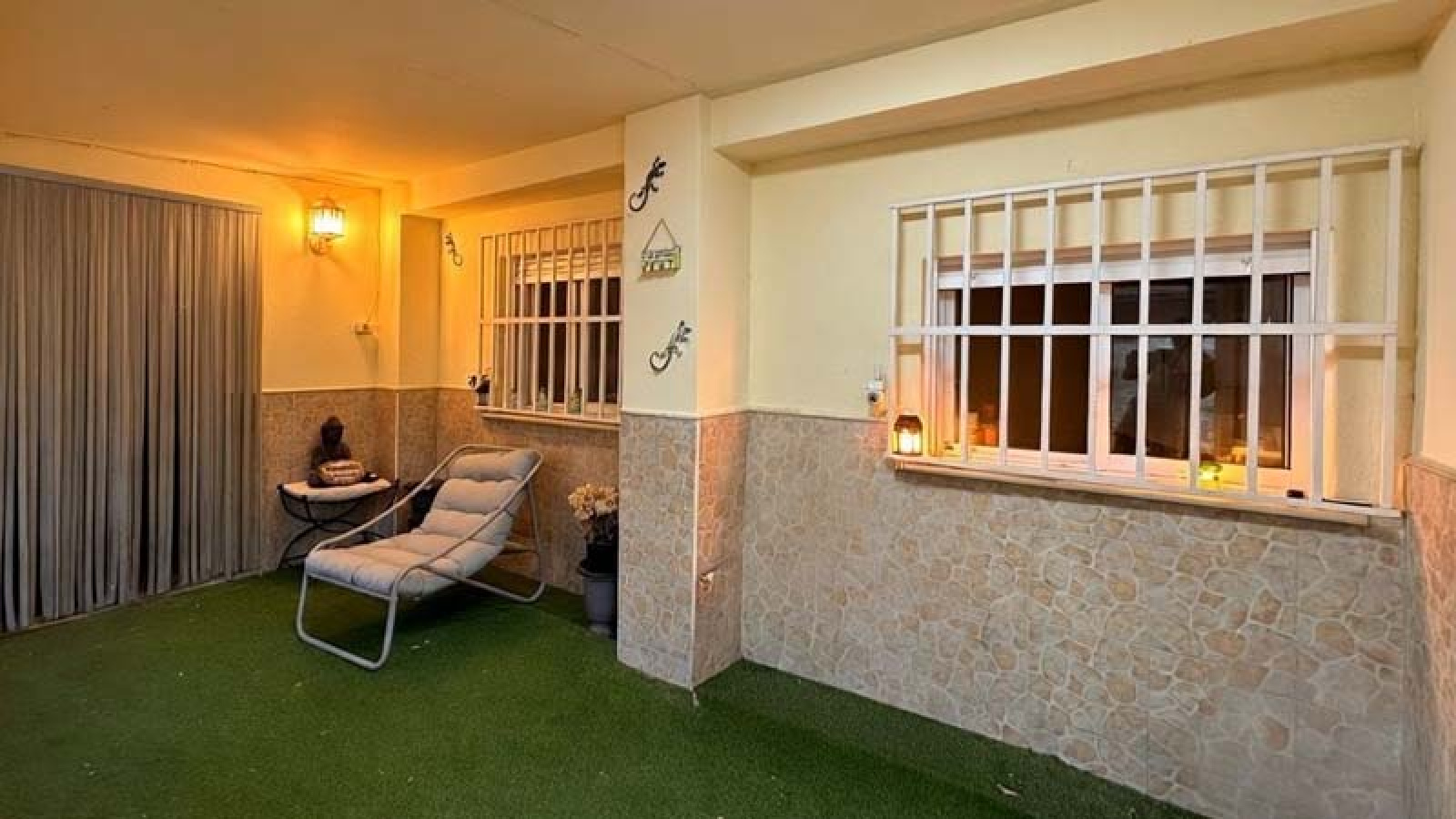 chalet en Turís, chalet en venta Turís, chalet con piscina Turís, chalet Valencia, casa en Turís, chalet independiente Valencia, chalet con parcela, chalet con piscina Valencia, vivienda en Turís, casa con jardín, chalet 9 habitaciones, inversión inmobiliaria Turís, alquiler vacacional Turís, chalet para familias, inmobiliaria Turís, MIES Inmobiliaria