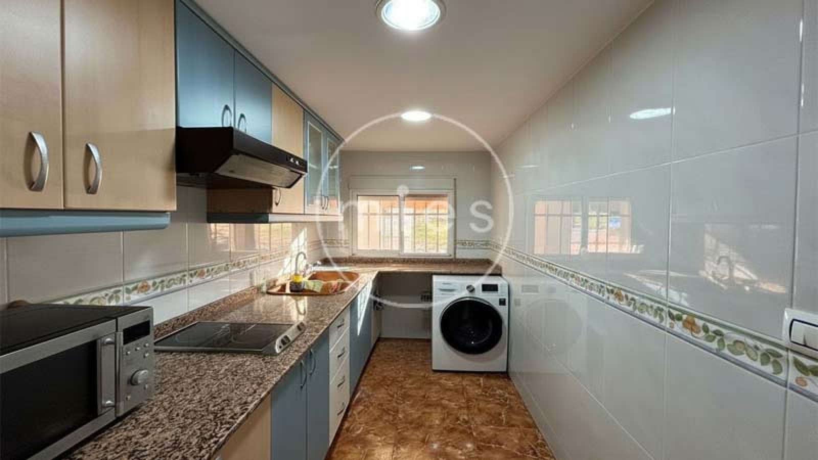 chalet en Turís, chalet en venta Turís, chalet con piscina Turís, chalet Valencia, casa en Turís, chalet independiente Valencia, chalet con parcela, chalet con piscina Valencia, vivienda en Turís, casa con jardín, chalet 9 habitaciones, inversión inmobiliaria Turís, alquiler vacacional Turís, chalet para familias, inmobiliaria Turís, MIES Inmobiliaria
