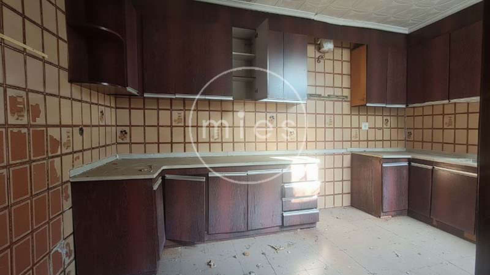 Gómez Ferrer, Torrent, Valencia, España, 3 Habitaciones Habitaciones, ,1 BañoBathrooms,Casa/Chalet,En venta,Gómez Ferrer,3264